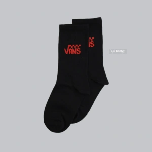 نمای روبرو جوراب ساق بلند مشکی VANS، پارچه با کیفیت، مناسب استفاده روزمره و ورزشی.