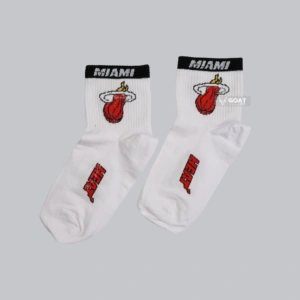 جفت جوراب ساق کوتاه بسکتبالی میامی هیت (Miami Heat) سفید، لوگوی شعله و نوشته HEA T.